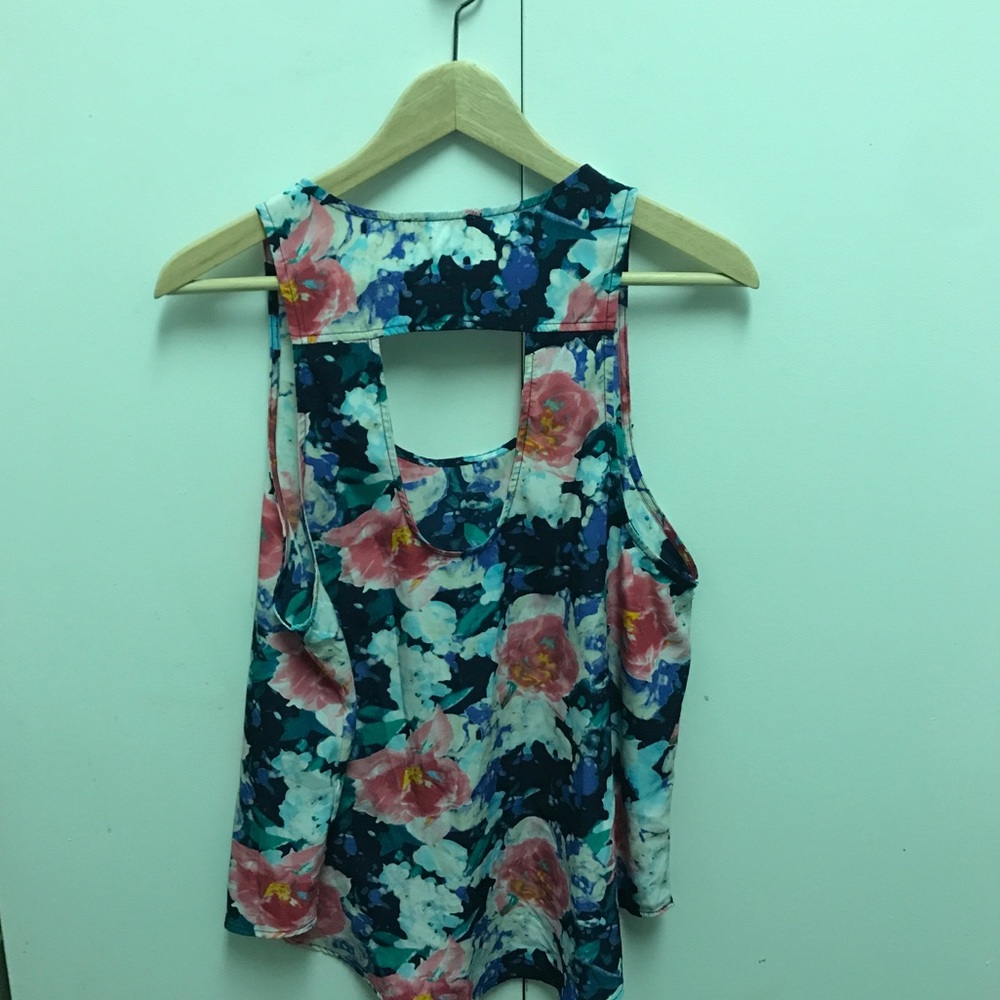 [NOT AVAILABLE] - Picture 3 of 4